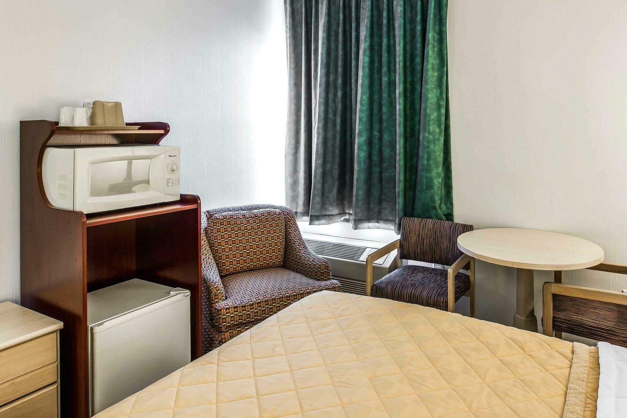 Rodeway Inn 贝灵厄姆 外观 照片